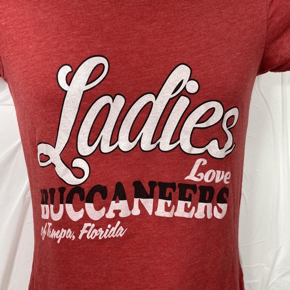 Reebok Tampa Bay Buccaneers Womens Medium Ladies Love Buccaneers Graphic T Shirt - Picture 3 of 11